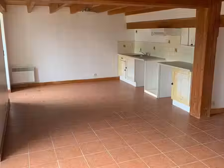 maison à louer à gemozac