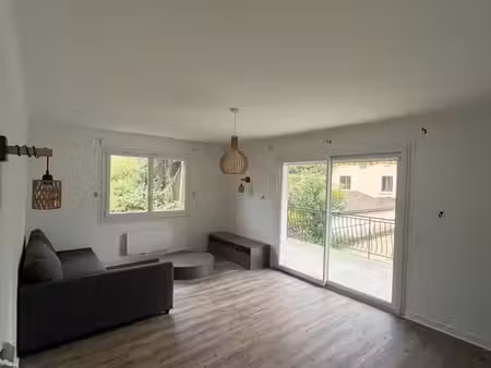 appartement t4 – 97 m² rénové | cognin | parking & terrasse