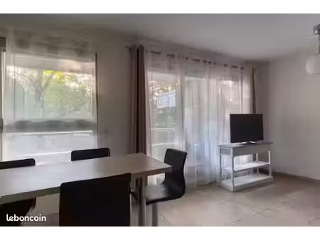 grand studio / t1 bis 37m² avec balcon et parking - saint-gratien (gare à 500m)