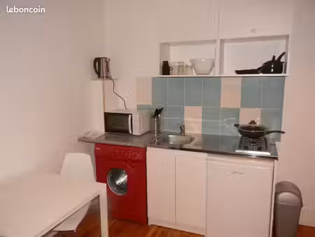 studio 24m2 proche t4 et ligne d (idéal etudiant)