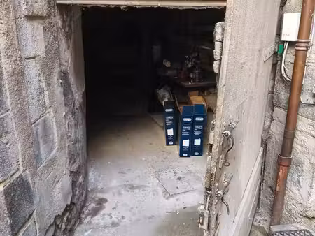 cave pour stocker / moto / vélos