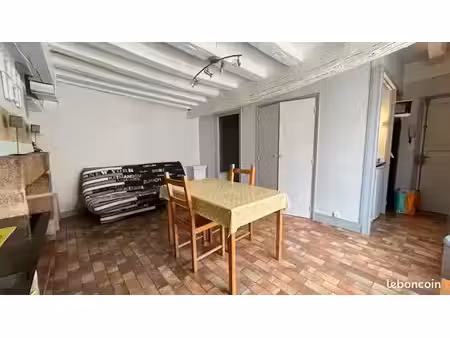 studio meublé 25m2 centre ville pour etudiant