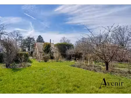 maison de 110m2 sur un magnifique terrain arboré de 1234m2 chemin de fontville à ecully