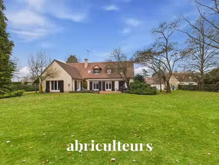 maison avec parc arboré - 260 m² - en vente au mans sud (72230)
