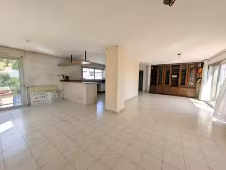 maison 5 pièces avec terrasse et garage garigou