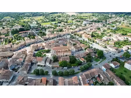 rieumes – terrain à bâtir 629 m² viabilisé – proche centre et commodités