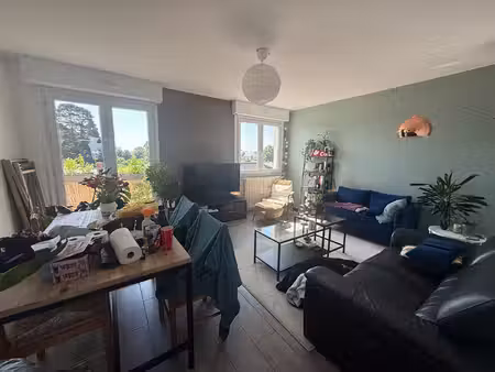 a louer appartement 3 chambres avec balcon et garage
