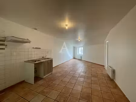 appartement fontenay le comte - 2 pièce(s) - 47 m2
