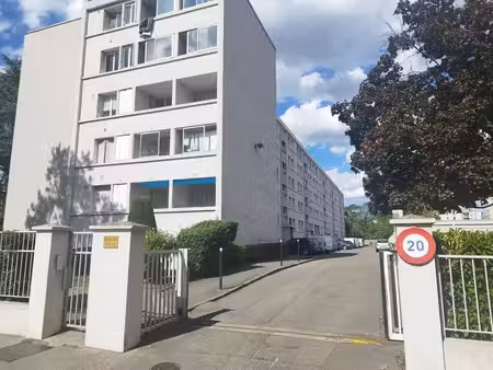 a vendre t4 lyon 69008 général frère
