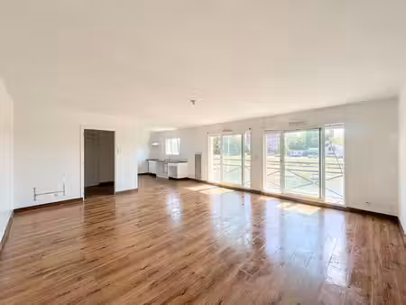 maison de ville - 106m² - 3 chambres - double garage - vue blavet