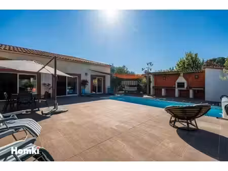 maison/villa t8 de 227 m² à gigean 34770