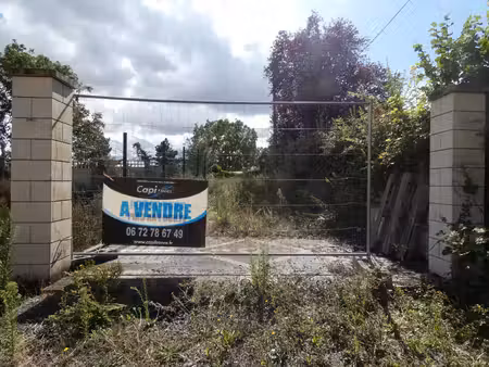terrain à vendre proche de potigny (14) de 700 m² clos