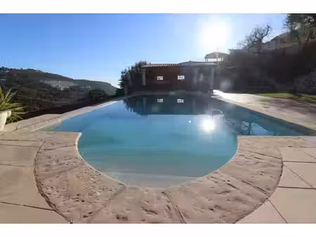 la turbie - magnifique villa provencale  piscine  vue mer  garage a deux pas du centre...