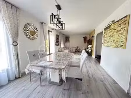vente maison à andouillé (53240) : à vendre / 118m² andouillé