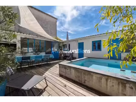 maison atypique familiale 3 chambres à sète avec buanderie et débarras