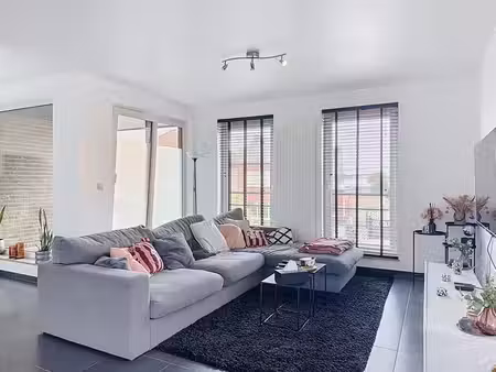 magnifique duplex avec jardin