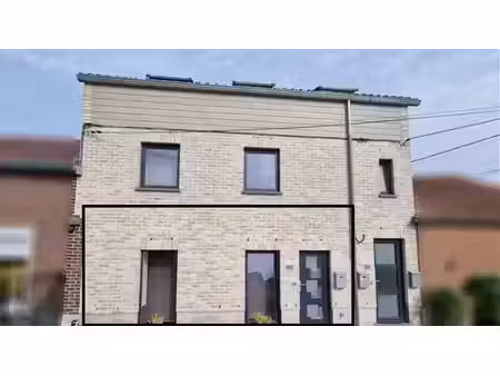 studio 1 chambre dans un quartier tranquille.