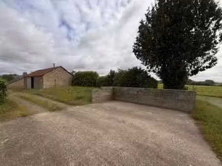 vente maison à chailland (53420) : à vendre / 105m² chailland