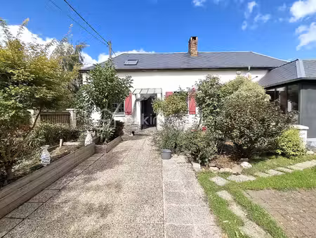 maison de village de 90 m² à aumatre