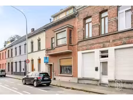 maison 4 chambres à rénover avec garages à tournai