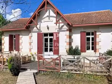 vente maison piscine à carcans (33121) : à vendre piscine / 205m² carcans