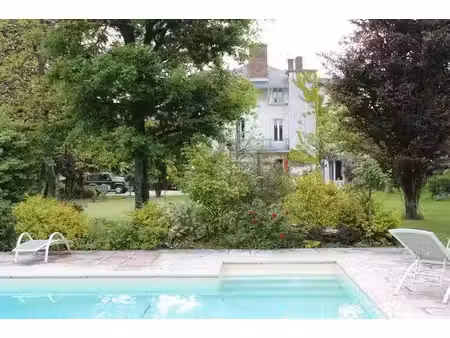 hôtel particulier à vendre