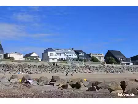 logement front de mer coutainville