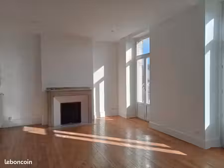 appartement 3 pièces 55 m²