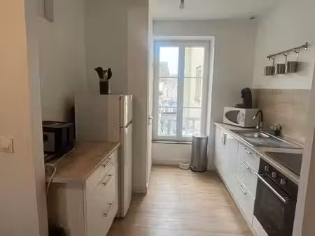 location maison de ville argences