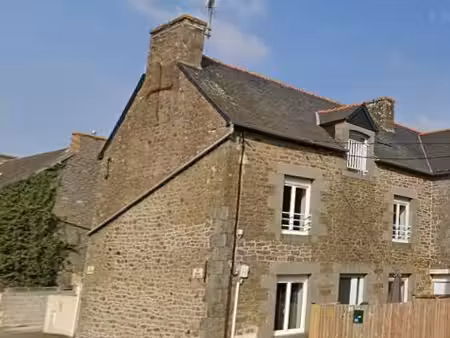 maison centre bourg - 98 m² - 5 pieces
