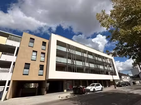 appartement 4 pièces 84 m²