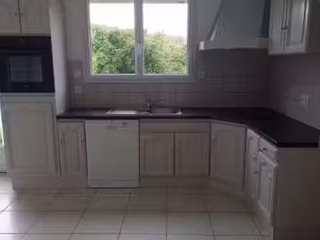 location appartement 3 pièces à saint-congard (56140) : à louer 3 pièces / 64m² saint-cong
