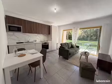 appartement t2 rénové avec terrasse - bayeux