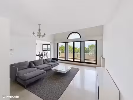 appartement 4 pièces 117 m²