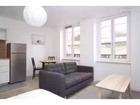 loue studio meublé