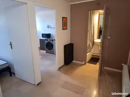 appartement t1 30 m² lyon 8e/limite bron