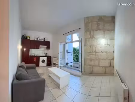 2 pièces · 32 m² meublé libre 1er septembre