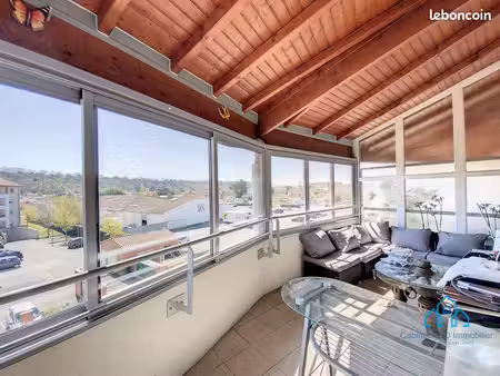 t3 meublé de 85 m² avec grande véranda — muret (quartier du barry)