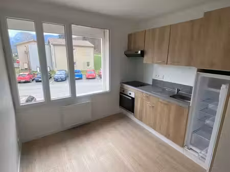 appartement t2 rénové en 2022