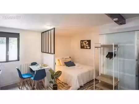 studio meublé équipé en plein cœur du bouchon troyen - idéal étudiant ou pied à terre
