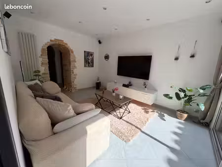 maison meublée t4 75 m² – centre saint-rambert – garage + terrasse
