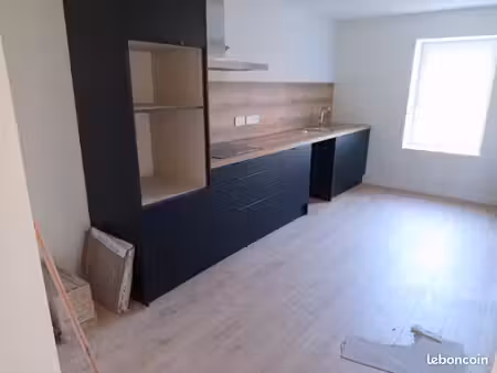 logement 105m2 a renaison