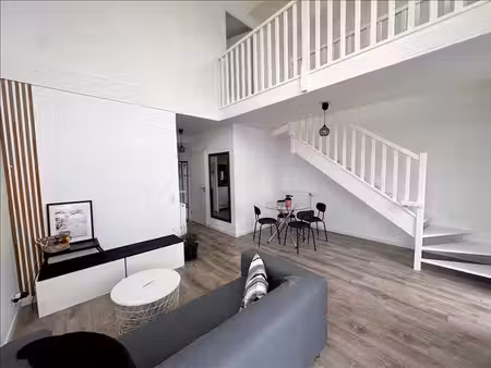 appartement - 3ème étage - 50 06 m2 - 2 pièces - meublé