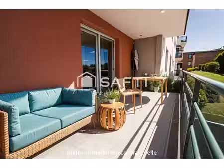 appartement 3 pieces 2 parkings rer d