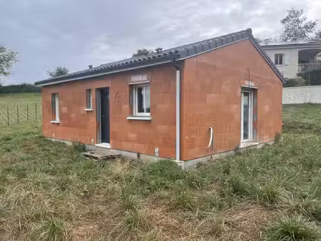 boulazac – maison hors d'eau / hors d'air sur terrain de 9