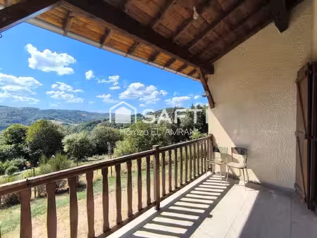 maison individuelle avec grand jardin arboré  cadre privilégié