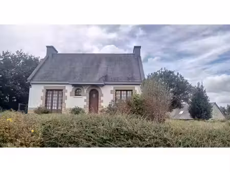 maison néo bretonne t4 avec jardin .