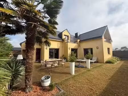 vente maison à combourg (35270) : à vendre / 248m² combourg