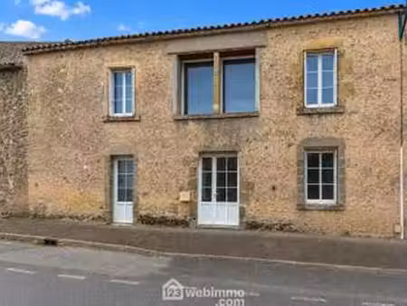 vente maison à la châtaigneraie (85120) : à vendre / 105m² la châtaigneraie