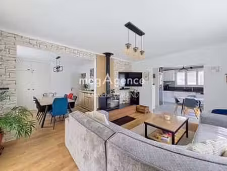 vente maison au puy-saint-bonnet (49300) : à vendre / 170m² le puy-saint-bonnet